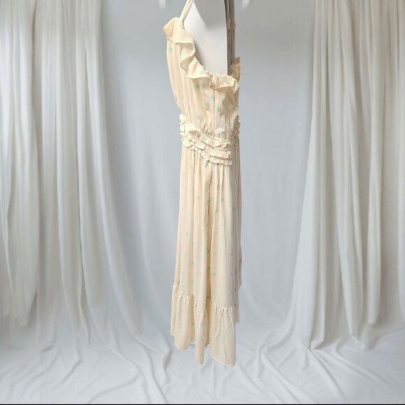 TORRID Plus Size Mini Daisy Whisper White Crinkle Gauze Shirred Bodice Dress 2X - Picture 4 of 16